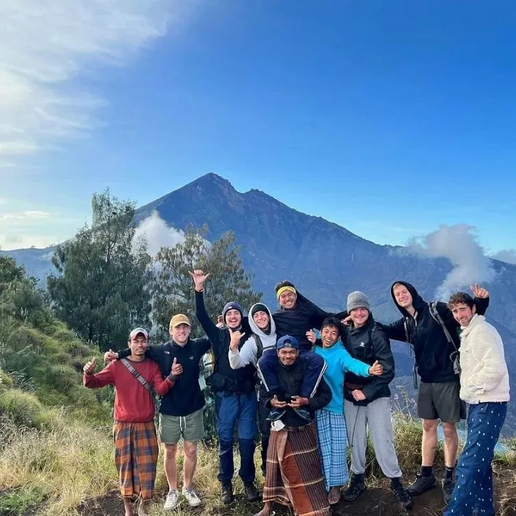 3D2N Rinjani Summit via Senaru