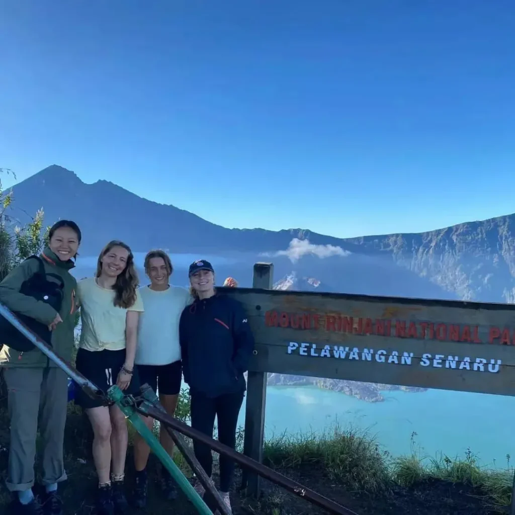 Senaru Crater Rim 2D 1N Trekking